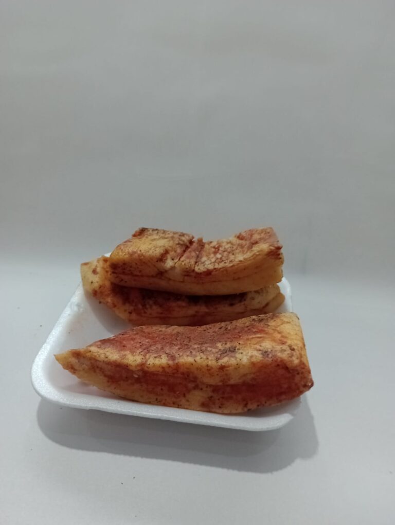 Сало соленое с чесноком / Tocino salado con ajo