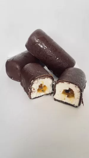 Сырки в шоколаде с маракуйей