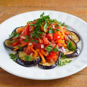Berenjena con verduras / Баклажаны с овощами